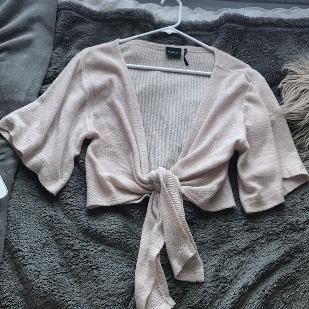 Short sleeve wrap top, never worn!